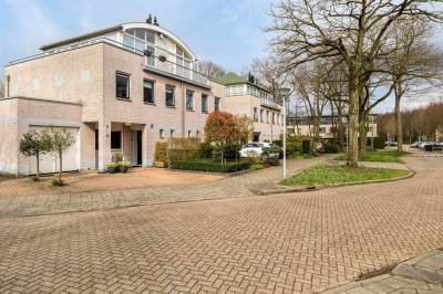 Woning Dr. den Uylpark 15 Ede