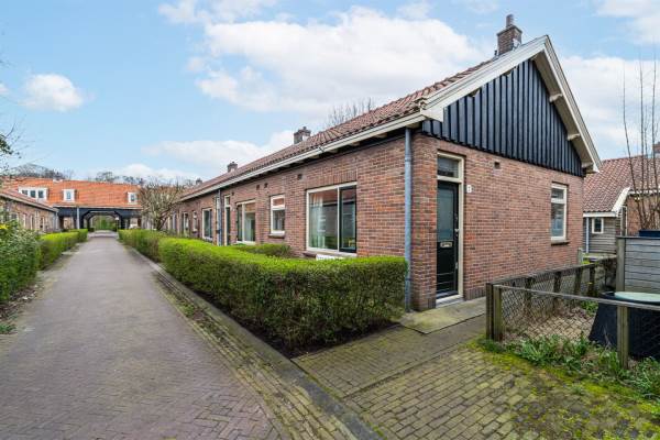 Woning Eerste Vogelstraat 2 Amsterdam