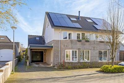 Woning Gé van Rielstraat 14 Borne