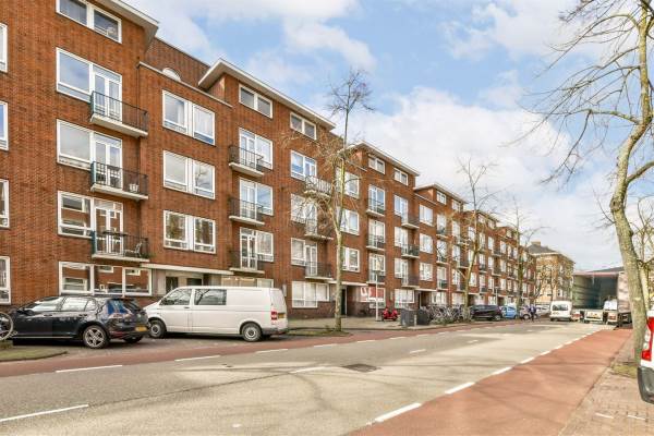 Woning Waalstraat 52 - 1 Amsterdam