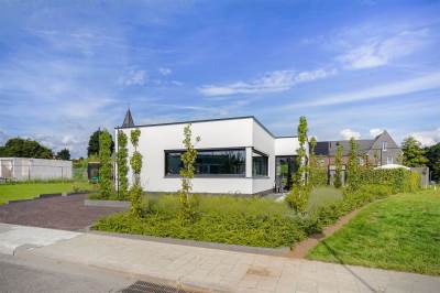 Woning Pastoor Schoerenhof 7 Heel