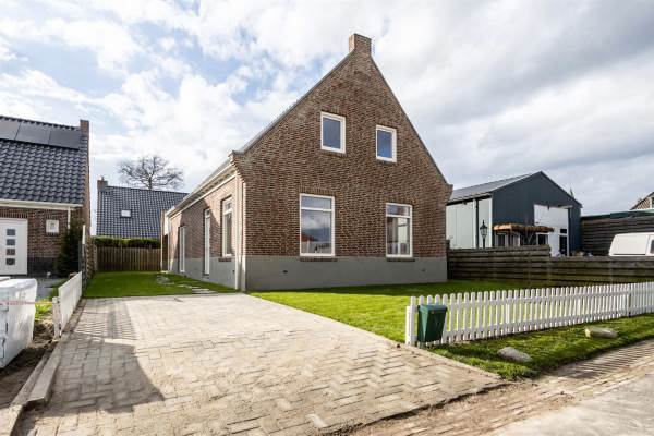 Woning Loopbruglaan 5 Heiligerlee