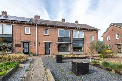 Woning van Kollaan 49 Goor