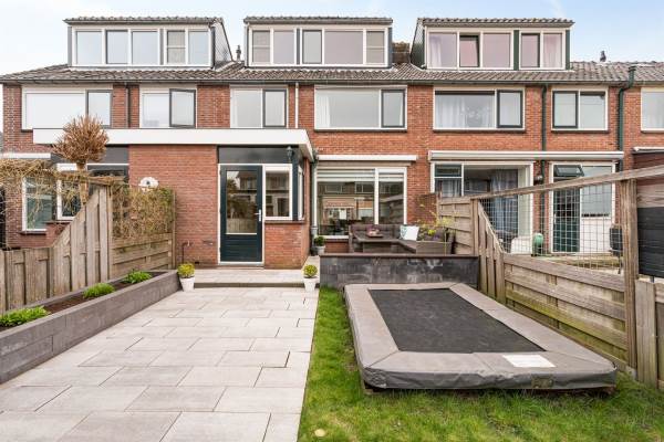 Woning Vincent van Goghplein 4 Krimpen aan de Lek