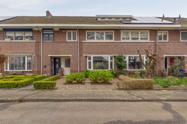 Woning Jubileumplein 12 Geleen