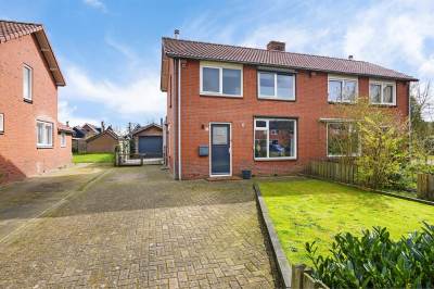 Woning Reitsmaweg 5 Hurdegaryp