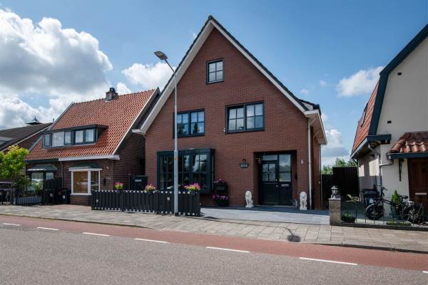 Woning Nieuwemeerdijk 205 Badhoevedorp