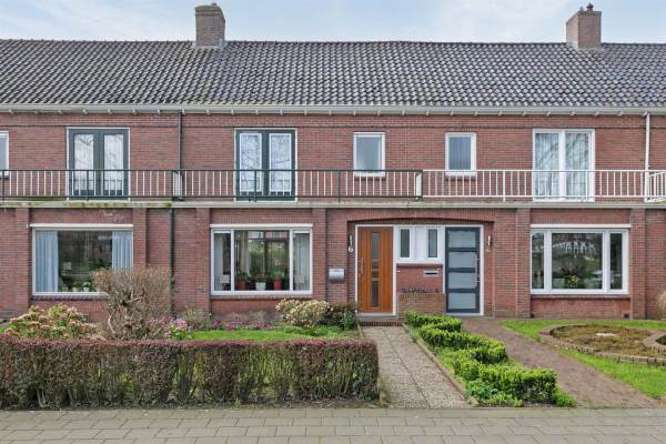 Woning Prins Bernhardlaan 6 Delfzijl