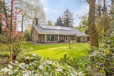 Woning Burgemeester van Walsemlaan 16 Epe