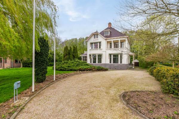 Woning Raadhuisstraat 5 Usquert