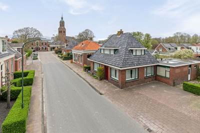 Woning Raadhuisstraat 6 Eenrum