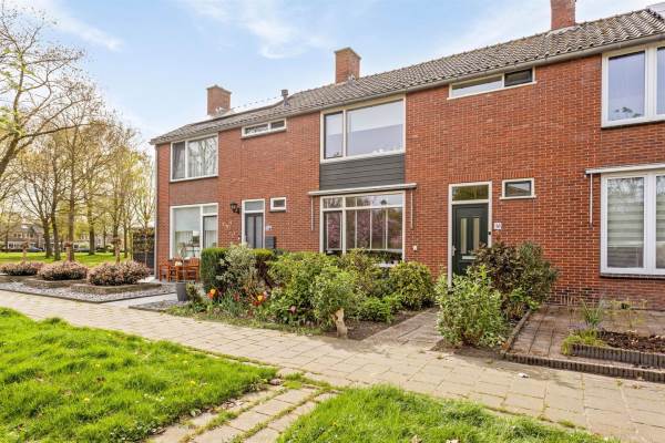 Woning Dr. Th. Tjabbesstraat 56 Veendam
