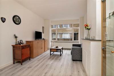 Woning Den Helderstraat 86 Den Haag