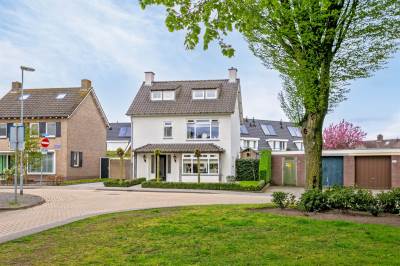 Woning Oranjeplein 10 Riel