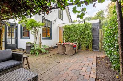 Woning Nieuwlarenweg 10 Laren (NH)