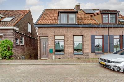 Woning Dorpsstraat 233 Hoogvliet Rotterdam