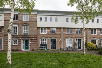 Woning van Ruysdaellaan 155 Bergschenhoek