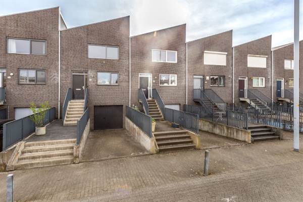 Woning Strausslaan 33 Nieuw-Vennep