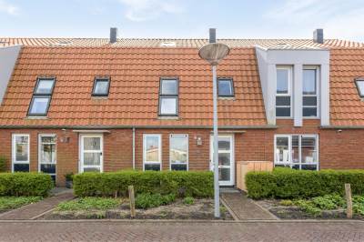 Woning Koningin Máximalaan 32 Julianadorp