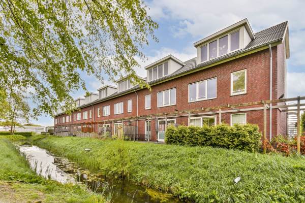 Woning Zweilandstraat 38 Buitenkaag