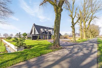 Woning Middenweg 96 Veenoord