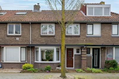 Woning Adelborst van Leeuwenlaan 44 Sassenheim