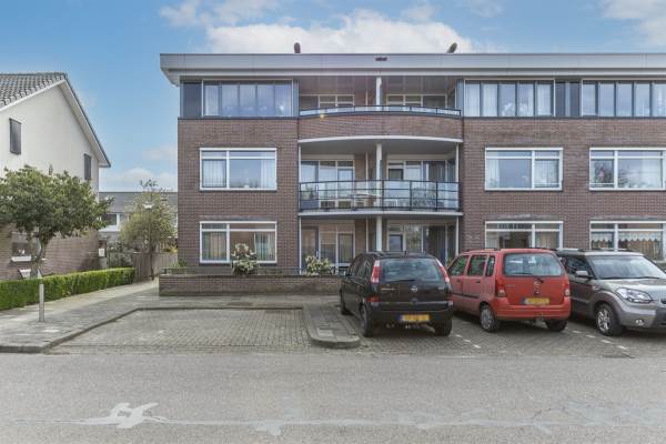Woning P.C. van Rijnplantsoen 9 Ter Aar