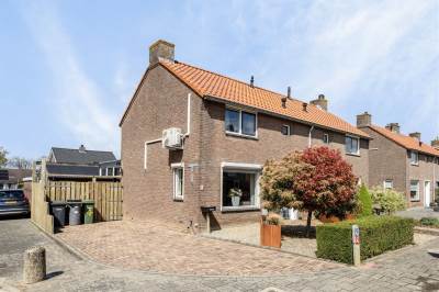 Woning Greffelingsestraat 11 Alphen (GE)