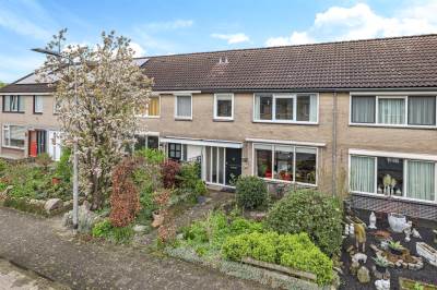 Woning Henry Dunantweg 115 Neede