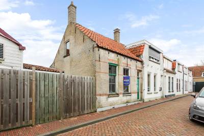 Woning van Gorcumdwarsstraat 1 Sommelsdijk