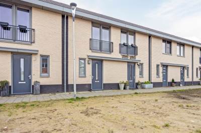 Woning De Pinas 9a Dinteloord