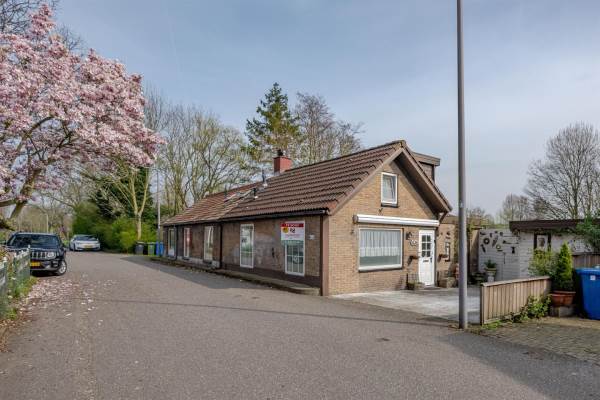 Woning Charloisse Lagedijk 436 Rotterdam