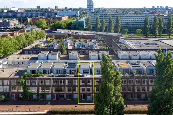 Woning Fred Petterbaan 17 Amsterdam