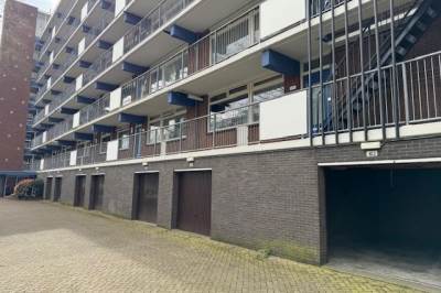 Garage Prinses Annalaan 412 Leidschendam