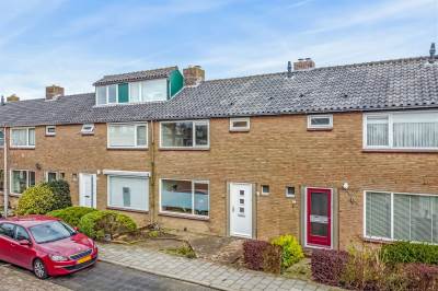 Woning Koningin Julianastraat 69 Benthuizen