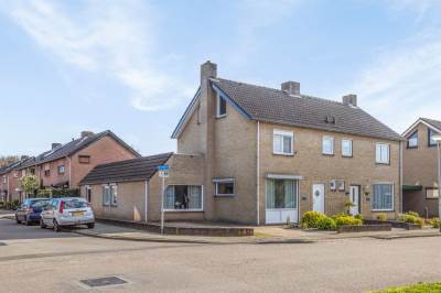 Woning Pieter Breughelstraat 36 Bergen (LI)