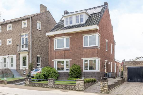 Woning Amstenraderweg 123 Hoensbroek