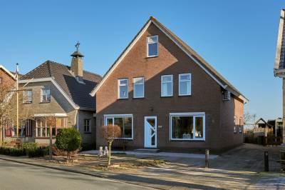 Woning Noordeinde 207a Roelofarendsveen