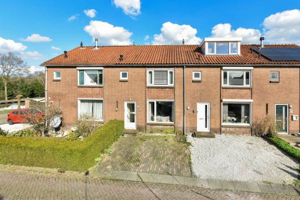 Woning Raadhuisstraat 38 Wilnis