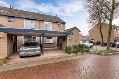 Woning Boris Pasternak-erf 242 Dordrecht