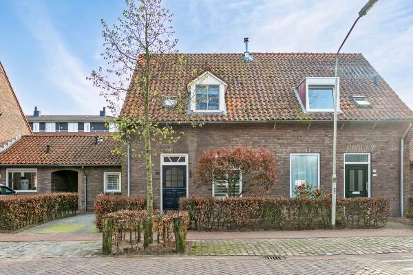 Woning Dr Feijstraat 12 Oirschot