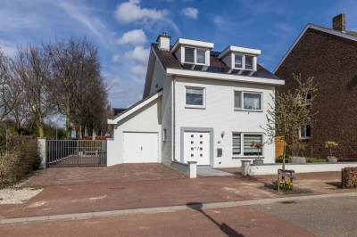 Woning Dorpsstraat 42 Cadier en Keer