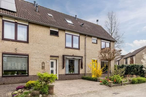 Woning Frida Katz-erf 74 Dordrecht