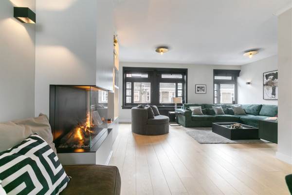Woning Woubruggestraat 8boven Amsterdam