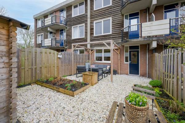 Woning Aletta Jacobsplantsoen 102 Voorschoten