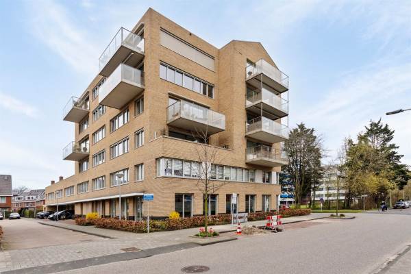 Woning Dieperpoellaan 8 Leiden