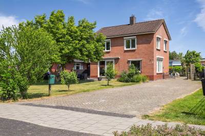 Woning Brugstraat 128 Klazienaveen