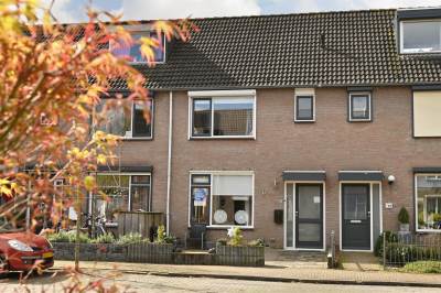 Woning Esdoornlaan 36 Halsteren