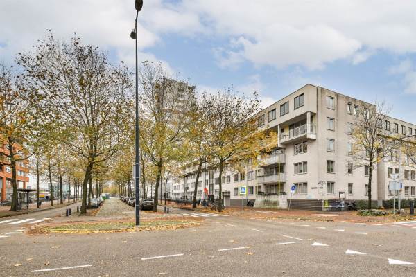 Woning C. van Eesterenlaan 264 Amsterdam