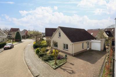 Woning Madrigaal 26 Kampen